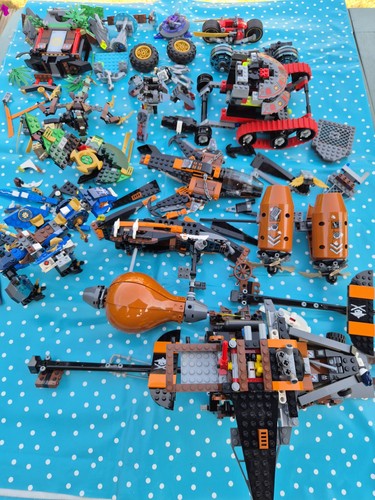 Lego ninjago joblot incl 70599 - lego,
