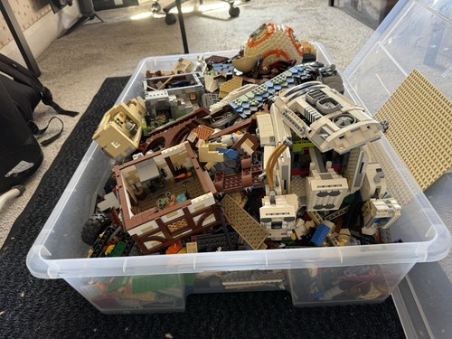 Lego pieces job - pieces,